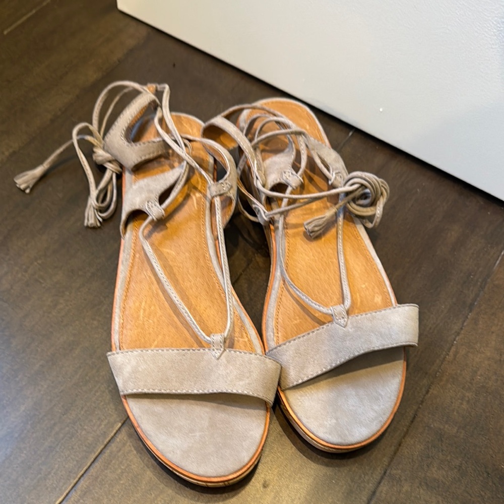 FRYE SANDALS - BRAND NEW NEVER WORN